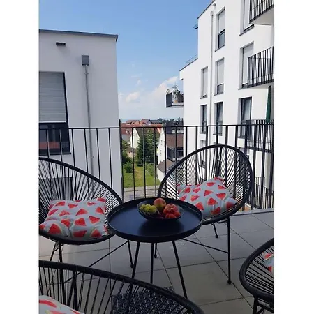 Pfaender Comfortable بيت للعطل *